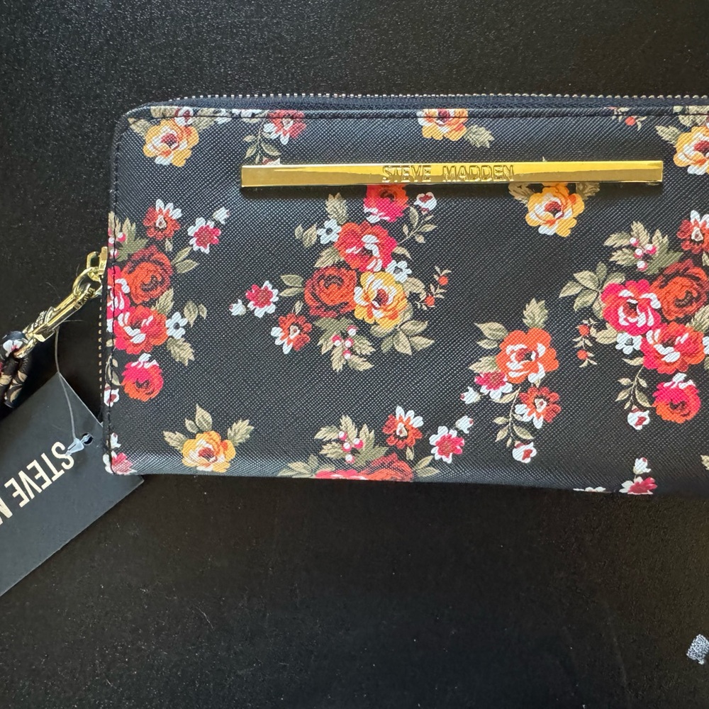 Steve Madden Floral Wallet